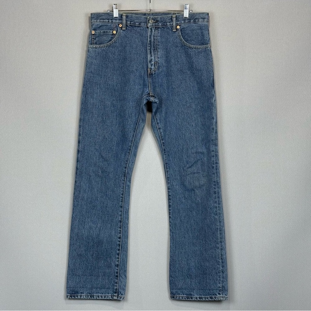 Levis Jeans Men 33x32 Blue 517 Bootcut Slim Fit Mid Rise Medium Stonewash Denim